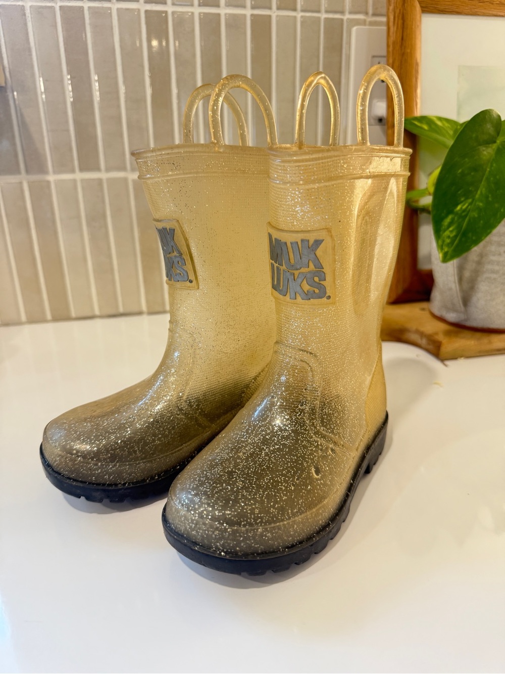 Muk Luks Kids clear Glitter Rain Boots with Black Soles